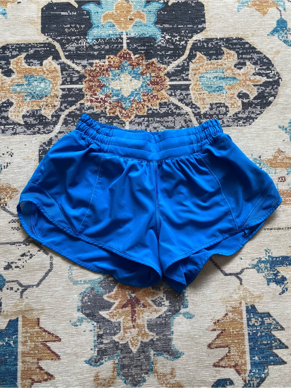 Lululemon Tracker Shorts Women’s Size 4  Blue - Picture 2 of 10